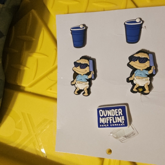 MYSTERY MIX! Authentic Crocs Jibbitz Variety 5-Pack Some RARE & RETIRED Charms! - Picture 2 of 2